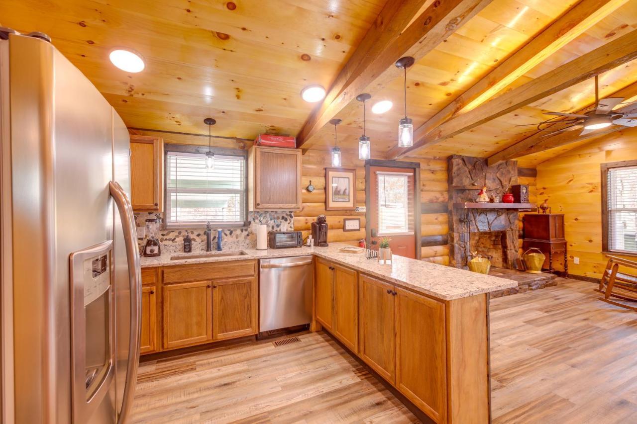 Pet-Friendly Chattanooga Cabin With Hot Tub And Kayaks Екстер'єр фото